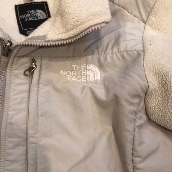 Women’s size Medium north face Denali jacket - Picture 3 of 6